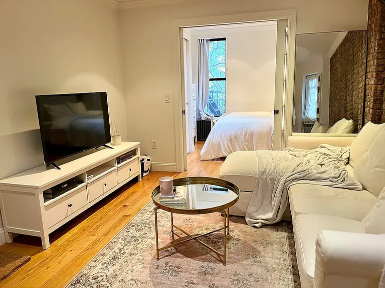 101 Macdougal St #4A — Photo 3