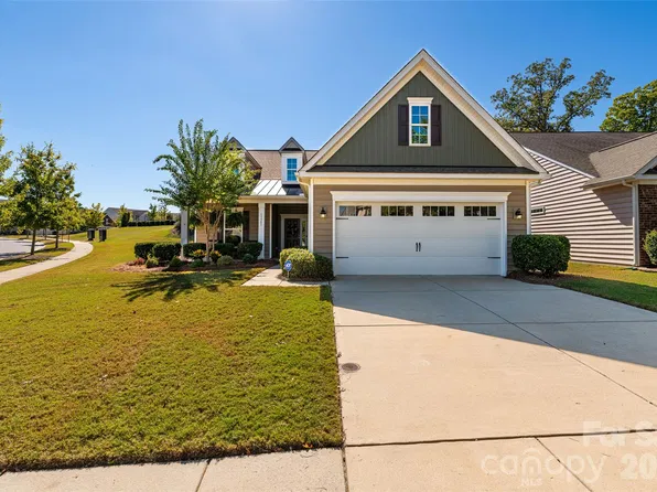 13301 Canterbury Castle Dr, Charlotte, NC 28273