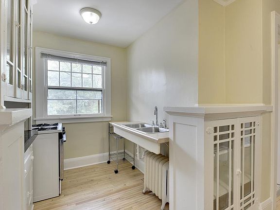 5th image of 1160 Grand Ave APT 6