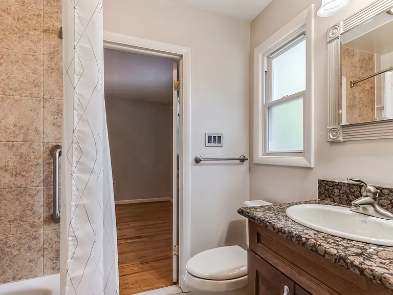 9902 Holmhurst Rd — Photo 17