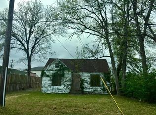 2940 Bay St, Houston, TX 77026