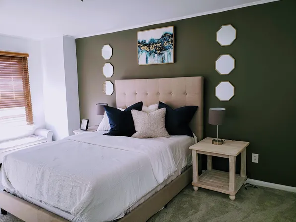 (undisclosed Address), East Orange, NJ 07017