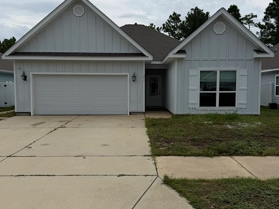 217 Stonegate Dr