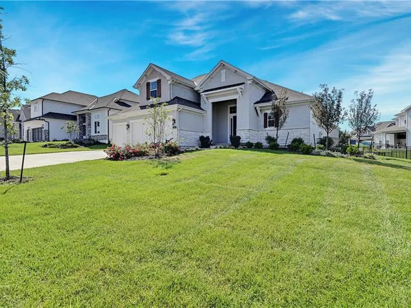 4121 W 156th St, Overland Park, KS 64114