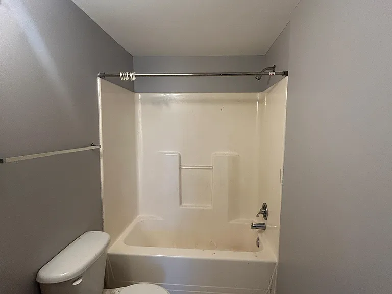 26 Library St #1A — Photo 8