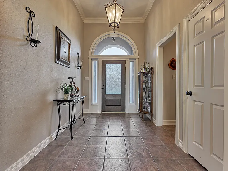 15 Newberry Ct — Photo 6