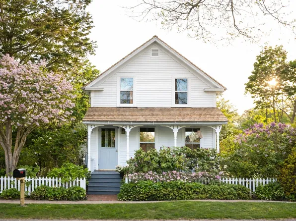 356 Main St, Sag Harbor, NY 11963