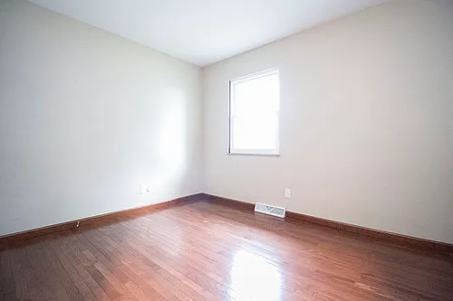 2731 Glendale Ave #J — Photo 19