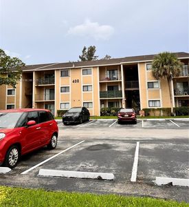 400 Palm Cir W APT 204, Hollywood, FL, 33025