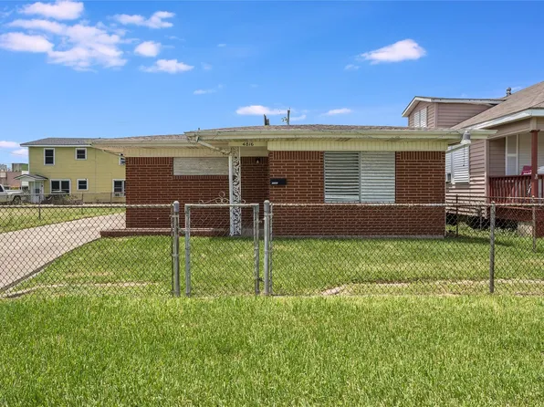 4816 Avenue K, Galveston, TX 77551
