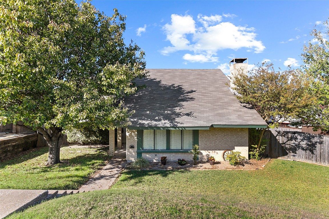 PRINCESS*¨*-a Amazon.com: Princess Princess Ever After eBook : O'Neill, K., O