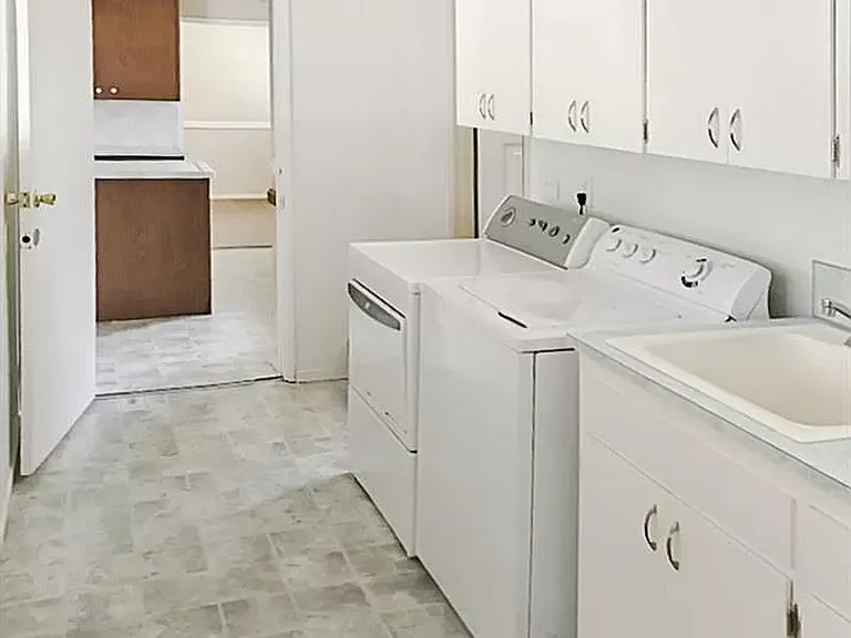 7020 SW Country Club Dr — Photo 19