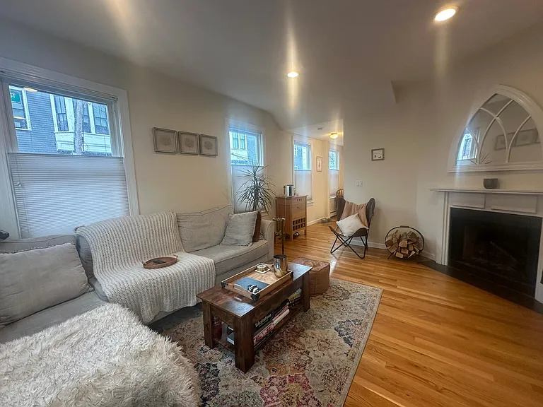 332 Bunker Hill St #1 — Photo 12