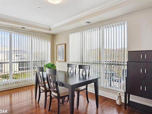 4th image of 160 Macdonell St #402