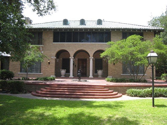 1st image of 3616 Stonewall St