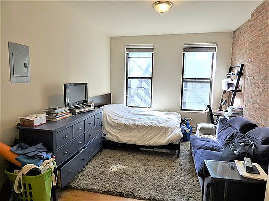 1st image of 1742 1st Ave APT 3B