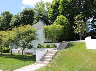 126 Morningside Dr S, Westport, CT 06880