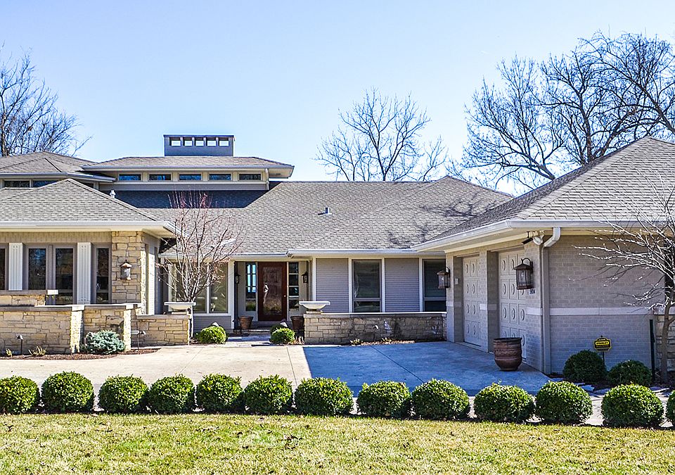5804 N Prospect Rd, Peoria, IL 61614 Zillow