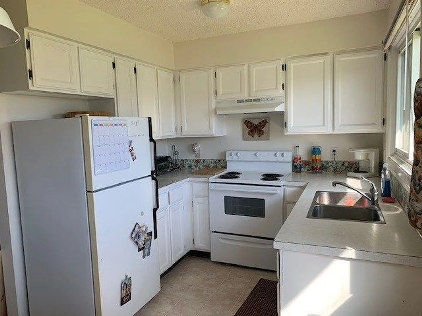 Joe's Four Plex — Photo 3