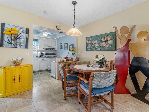 5th image of 2536 Emory Drive E #E