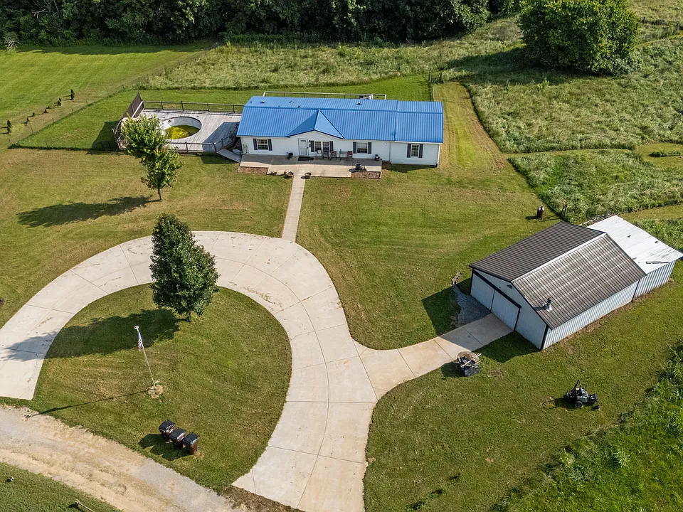 149 Motley Ln