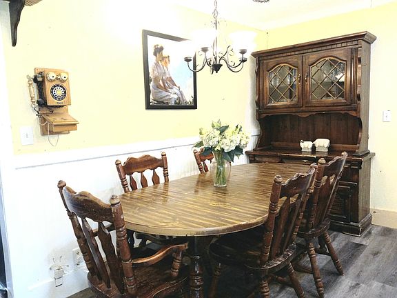 Dining area of kitchen