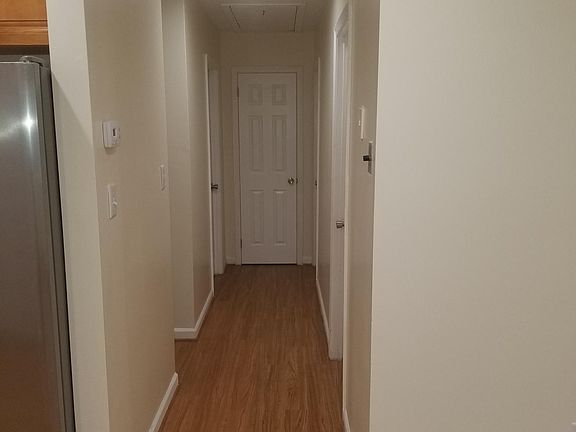 5th image of 310 Judy Dr