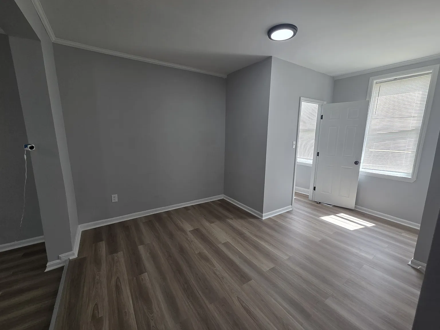 3 bed, 1.5 bath, 1400 sqft, $2,000 — Photo 4