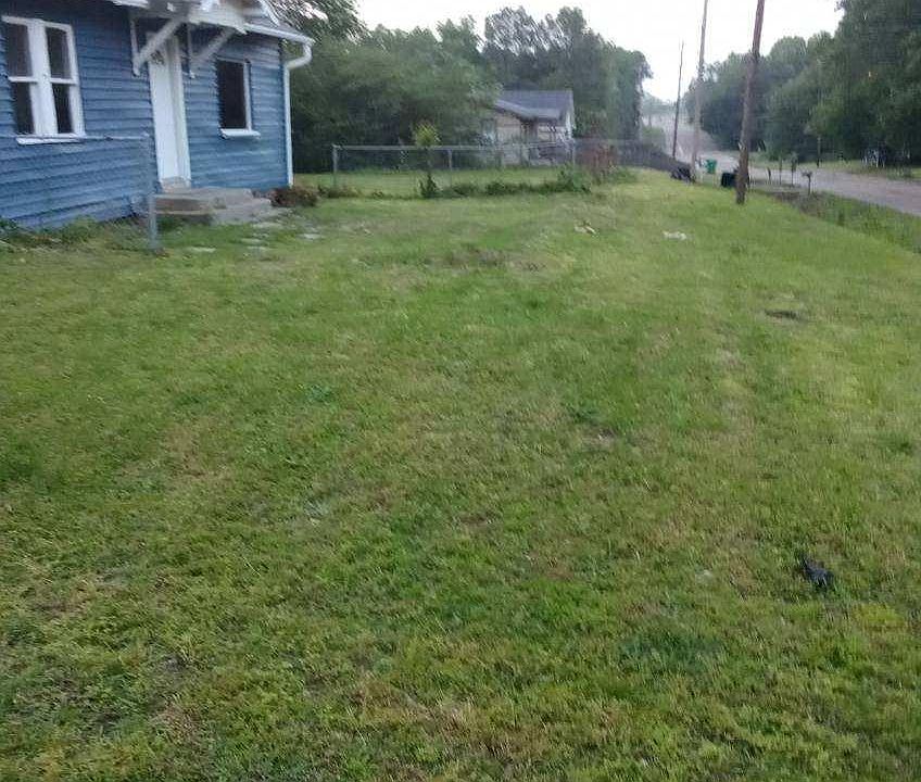 1st image of 1708 S State Line Ave