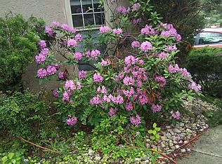 11 Springhill Dr, Princeton Junction, NJ 08550