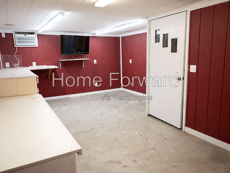 517 N 3rd St — Photo 54