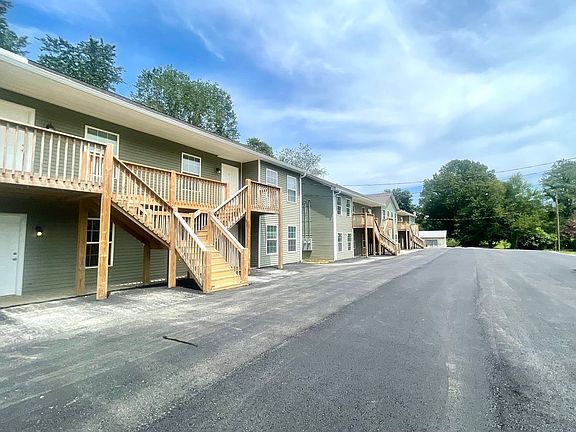 2nd image of 143 Old Choccolocco Rd #2
