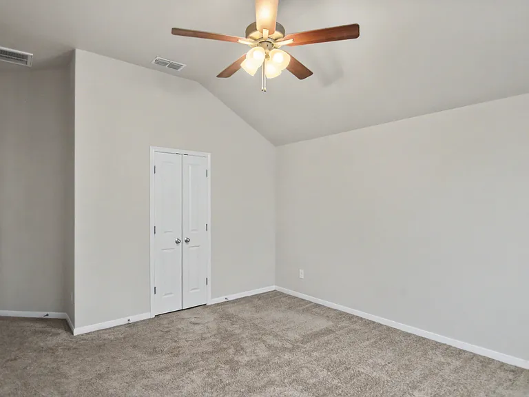 1250 Lakeway Crossing Dr — Photo 12