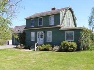 591 Oak Grove Rd, Vassalboro, ME 04989