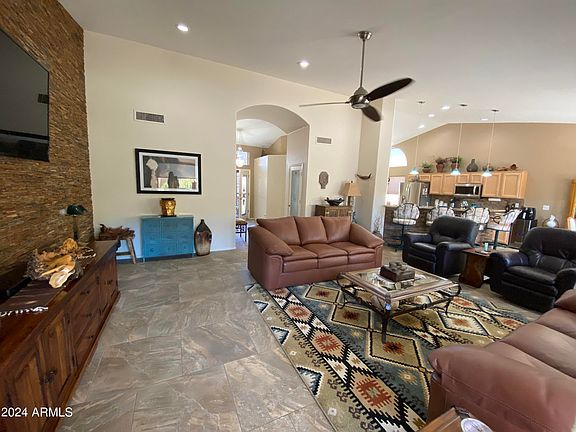 4th image of 453 W TEAKWOOD Drive