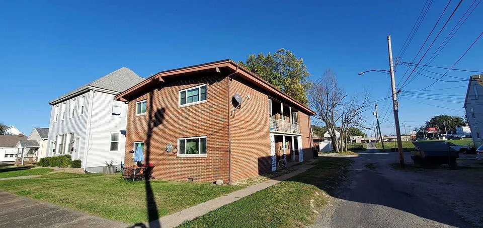1 bed, 700 sqft, $900 — Photo 1