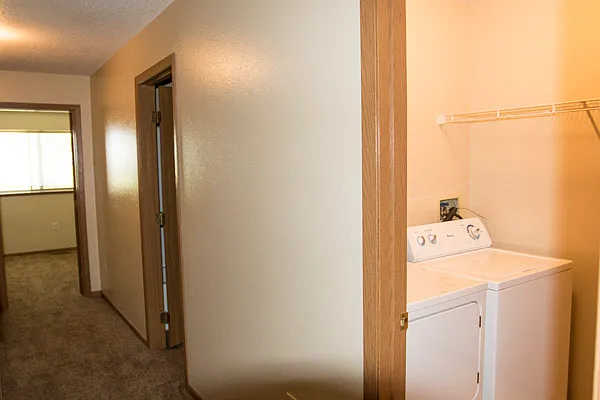 Majestic View Townhomes — Photo 9
