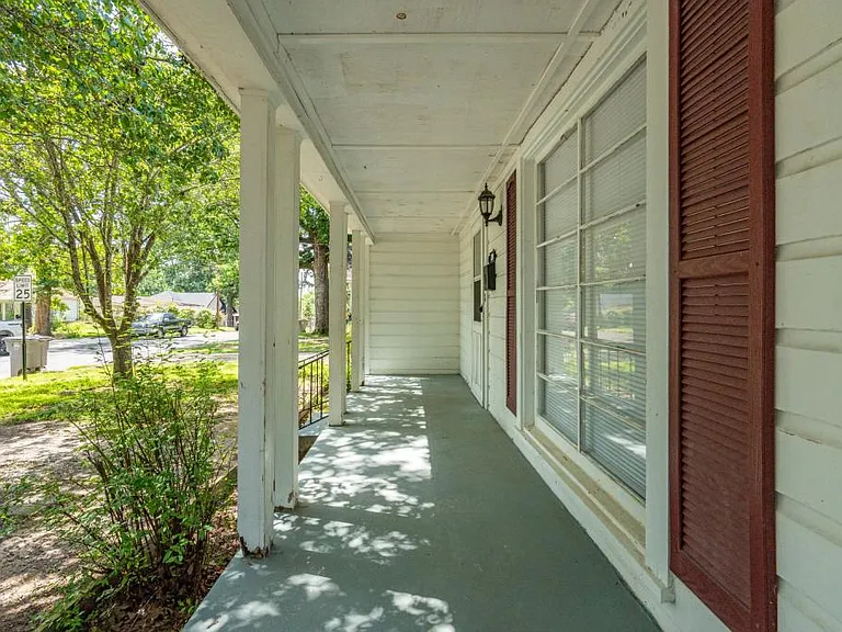 102 Chitwood St — Photo 28