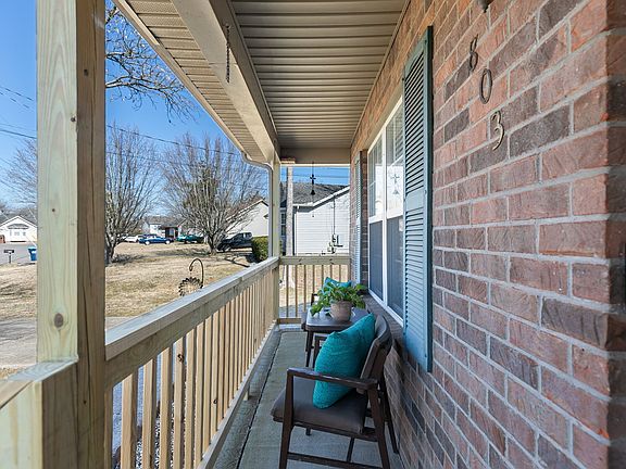 5th image of 803 Poplartree Ct