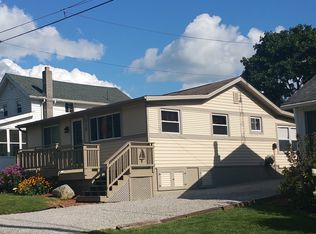 210 Cherry Dr, Brooklyn, MI 49230