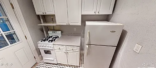52 Charlesgate E #161 Photo 1