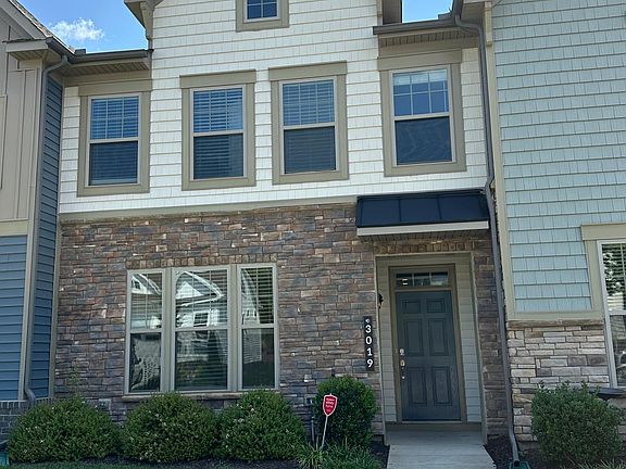 2nd image of 3019 Farmstead Mill Dr