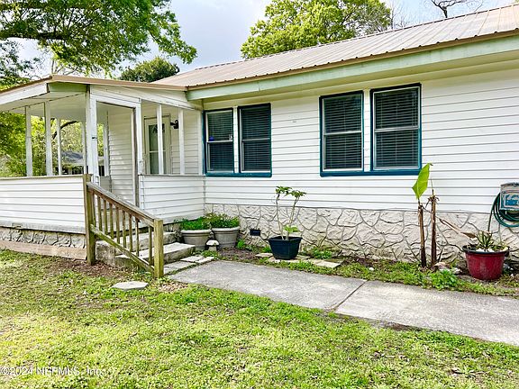 2nd image of 994 ODESSA Drive E