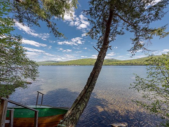 3rd image of 342 Whittemore Point Road North