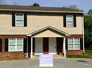 110 Creekside Dr NW #4, Calhoun, GA 30701