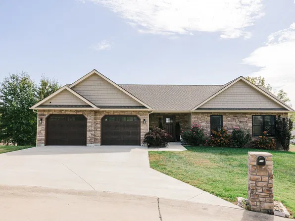 726 Sydney Ct, Washington, MO 63090