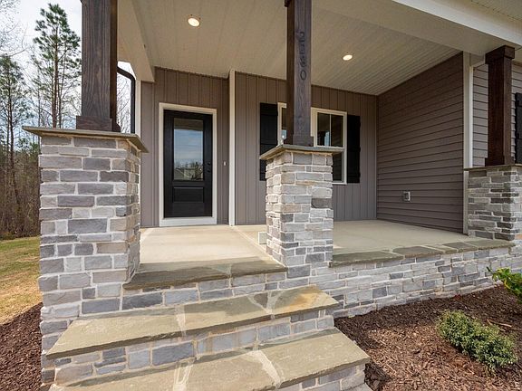 2nd image of 2280 Peachtree Hills Rd