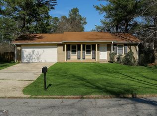 2195 Rochelle Way, Atlanta, GA 30349