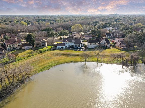 2nd image of 2935 Tory Hill Ln