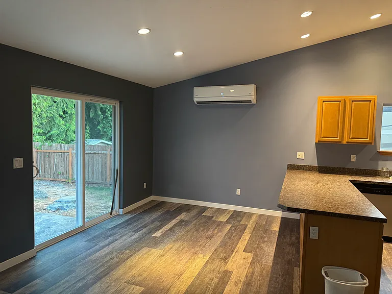 1551 Graham Dr — Photo 14